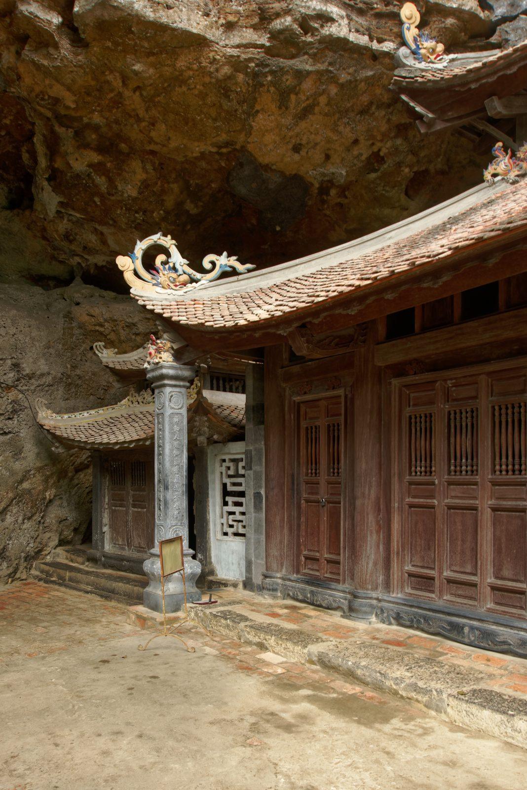 Bich Dong Pagoda built into the limestone cliffs of Ninh Binh