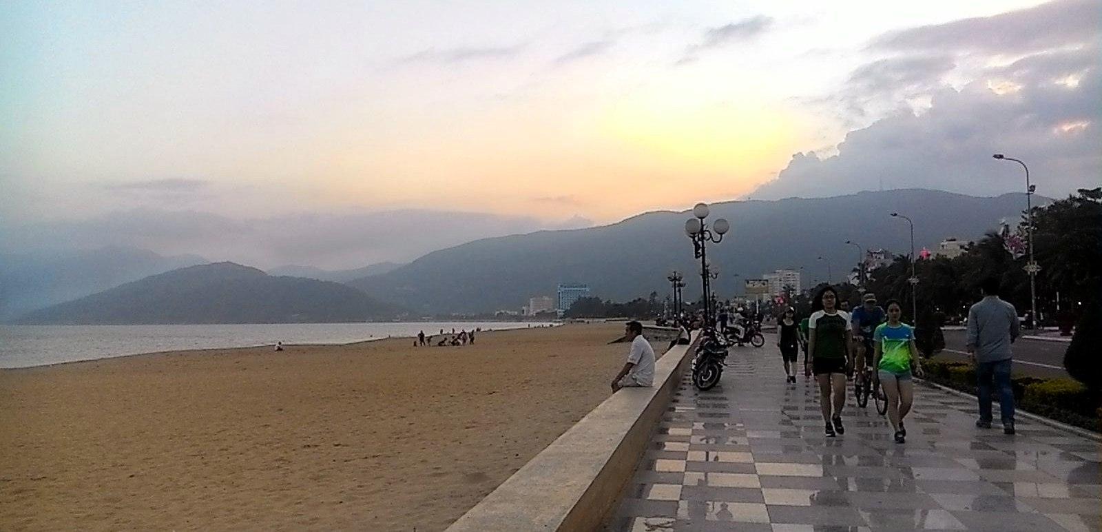 Quy Nhon's beachfront promenade at dusk
