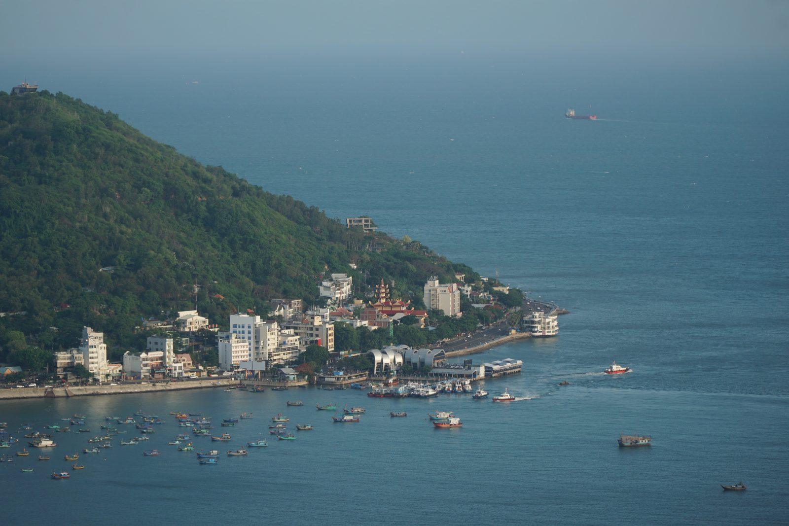Bai Truoc, Vung Tau’s Front Beach promenade